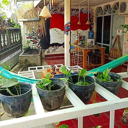 Deoplet Homestay & Gallery Yogyakarta Exterior foto