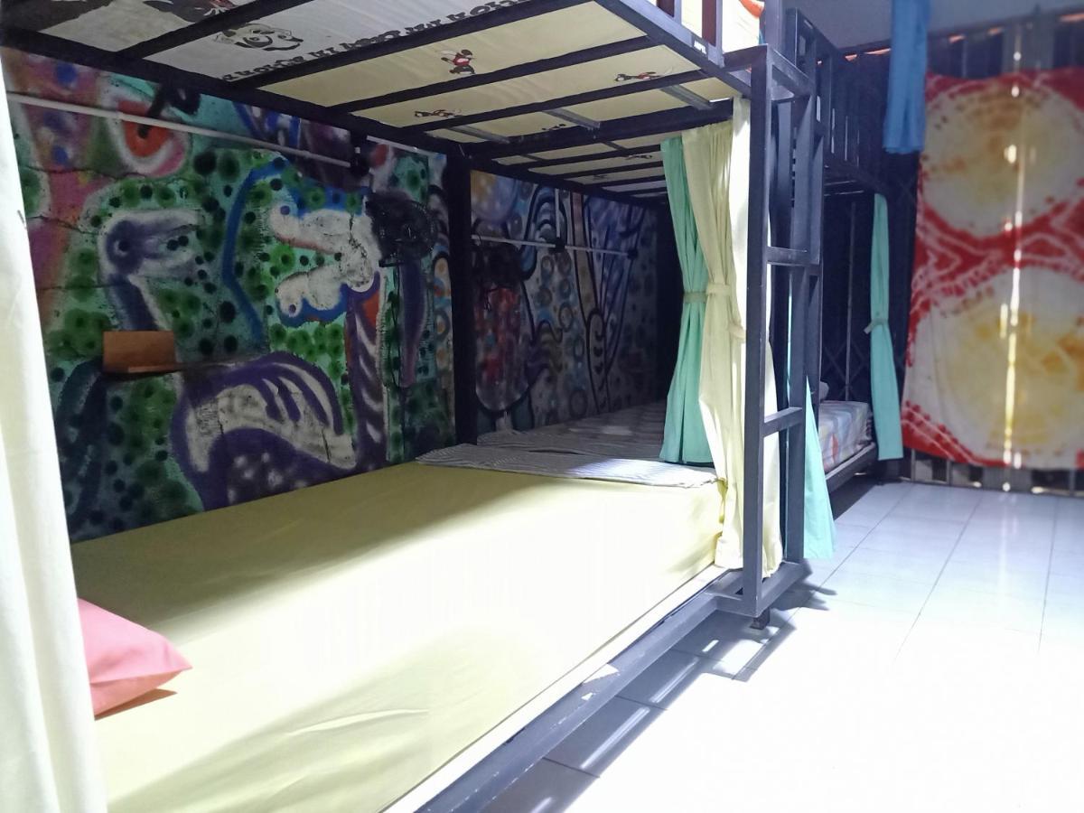 Deoplet Homestay & Gallery Yogyakarta Exterior foto